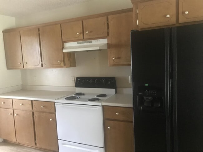 Photo - 271 Bobbie St