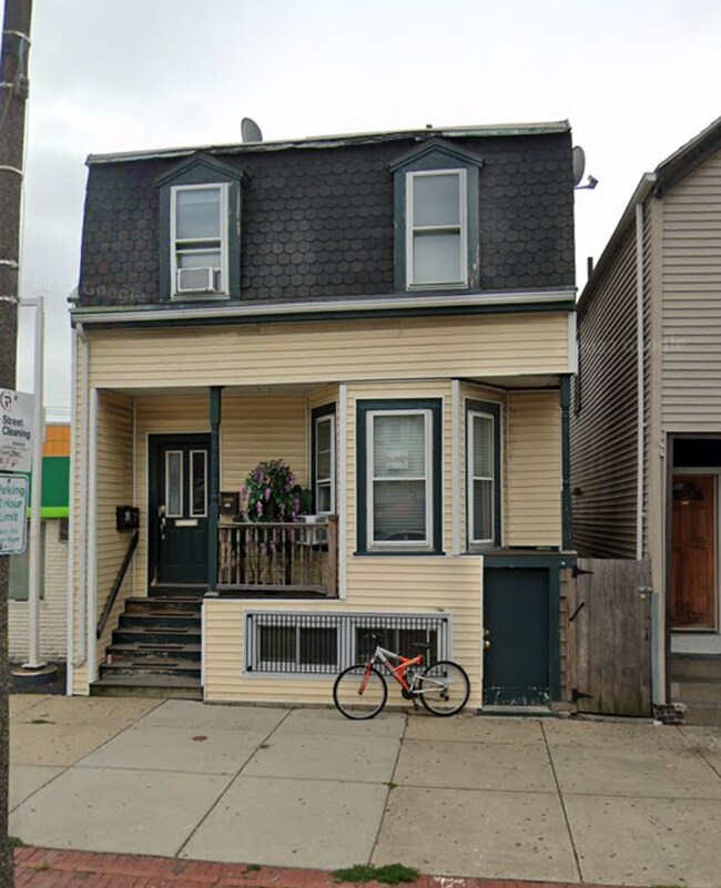 Photo - 319A Bennington St Rental
