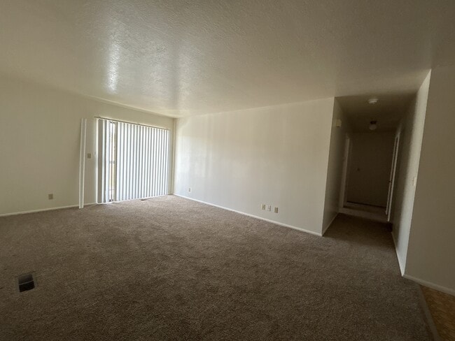 Photo - 93 S Valley Dr