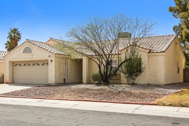 Photo - 4705 Wild Oak Way