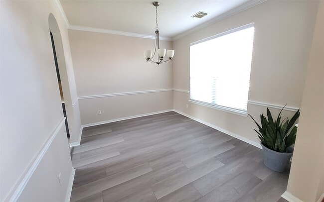 Photo - 2906 Humble Dr