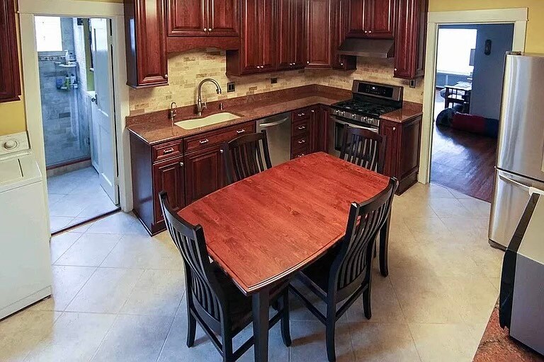 Photo - 561 Russell Rd Unit 3