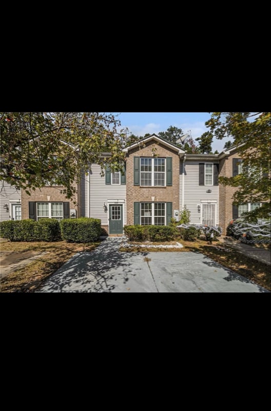 Photo - 2418 Piering Dr