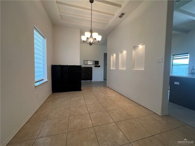 Photo - 12 E Garfield Ave