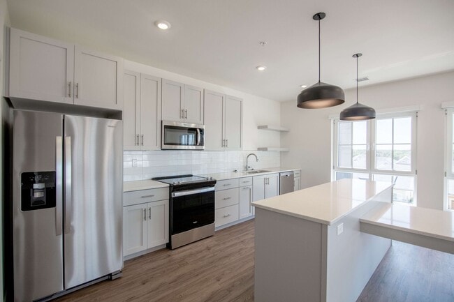 The Earl Apartments 2 Bed 2 Bath 1226