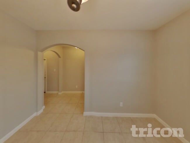 Photo - 211 Kennedy Dr