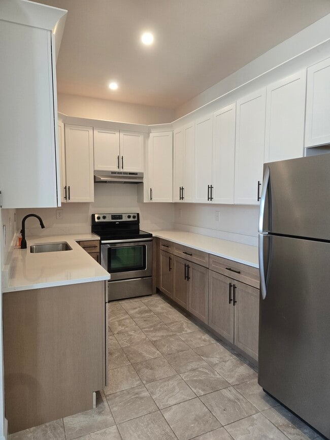 Brand new custom kitchen - 64 Forest St Unit 126