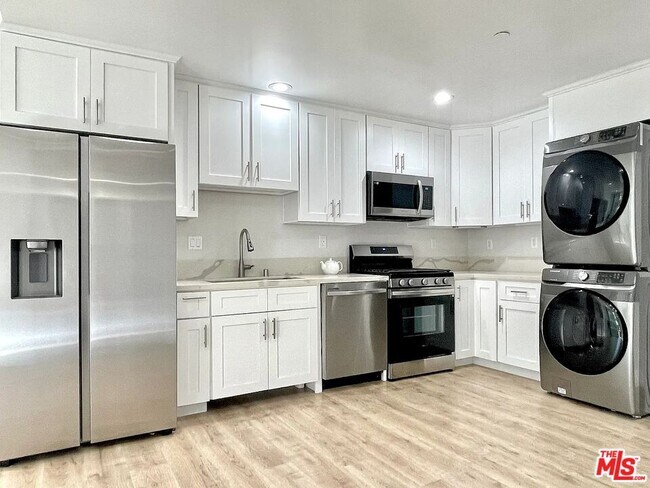 Photo - 11753 Iowa Ave Unit 103