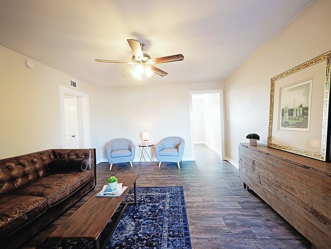 Photo - Crestview Place