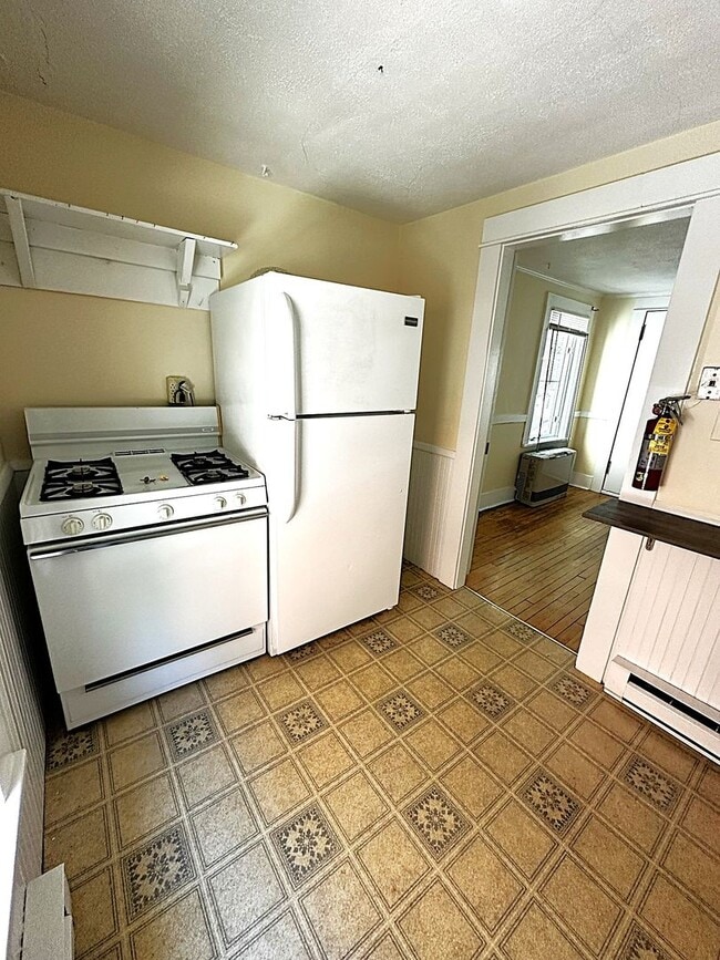 Photo - 114-116-116 S Champlain St Unit APT 3