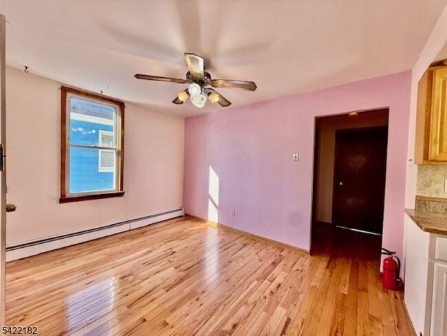 Photo - 46 Frances St