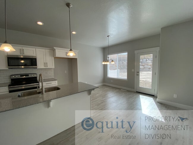 Photo - 16102 S Truss Dr