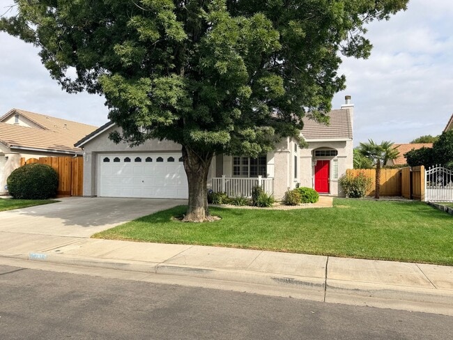 Photo - 710 Foothill St