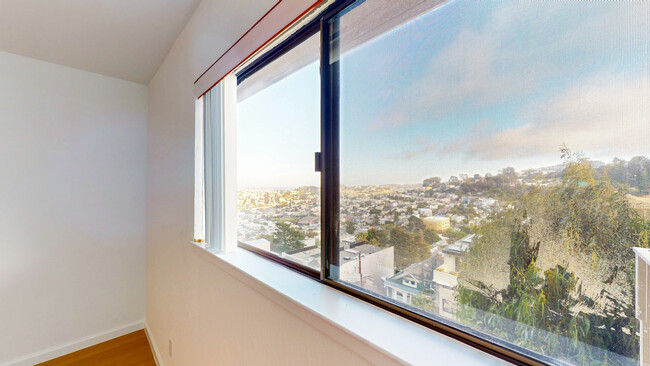 Photo - 2033 Castro St Unit 11A