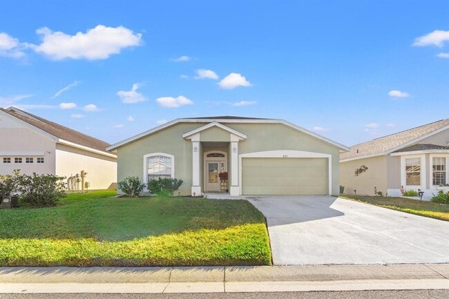 Building Photo - 221 Prather Dr