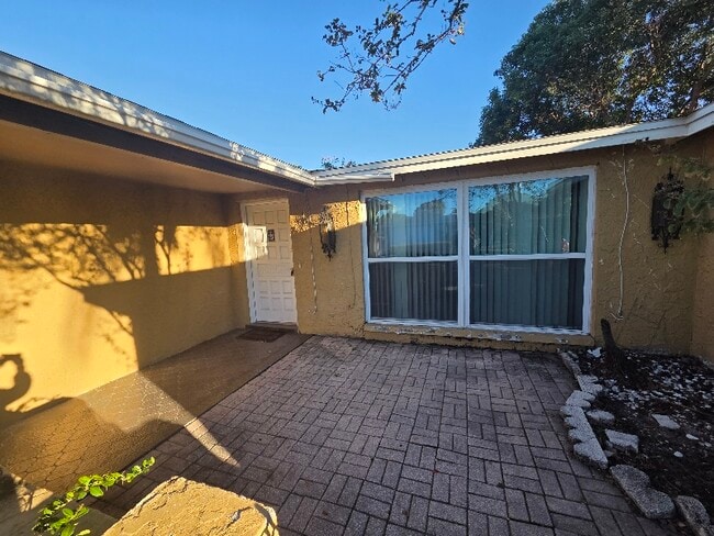 Photo - 7205 Rockwood Dr