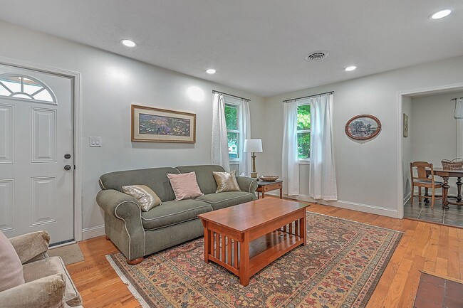 Photo - 1220 Morningside Cir Unidad 1