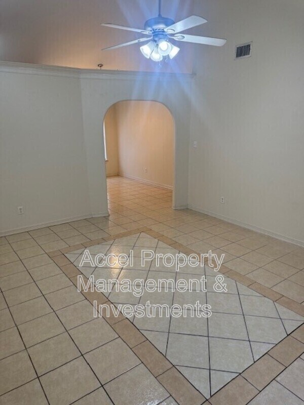 Photo - 1902 Bahamas Dr Unit #3