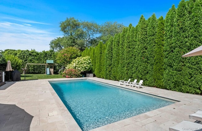 Photo - 28 Windermere Dr