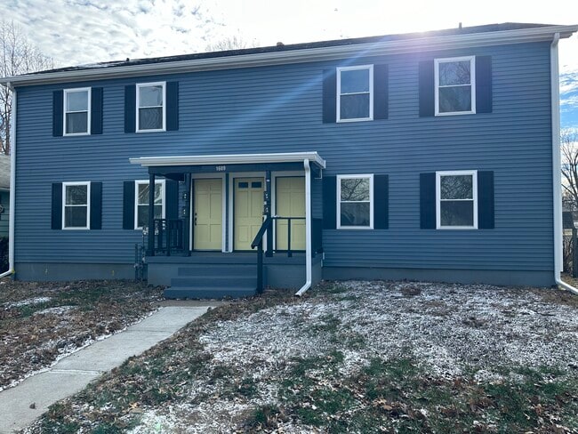 Photo - 1609 4th Ave Unit D