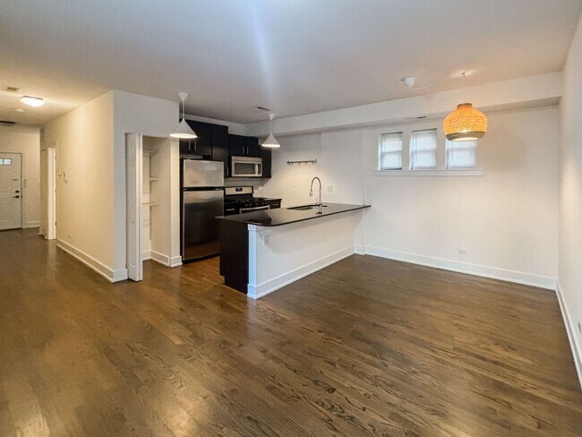 Photo - 5058 N Winchester Ave