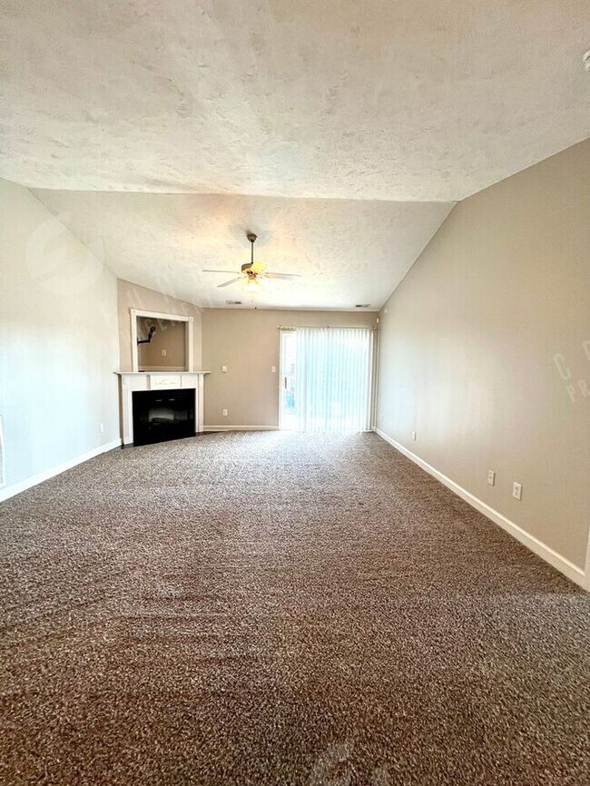 Photo - 2Bdrm 2Bath in Gated Community - Available Now!