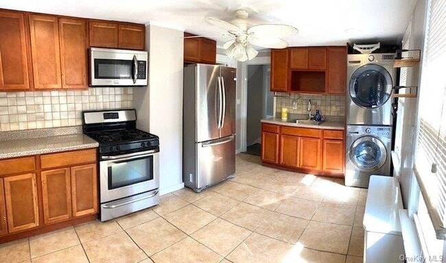 Photo - 600 1st Ave