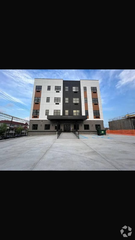 Building Photo - 50 Norfolk St Unit 50 Norfolk Street Newark, New Jersey, 07103 Rental