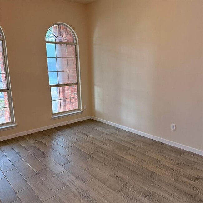 Photo - 1512 Jackie Robinson Pl