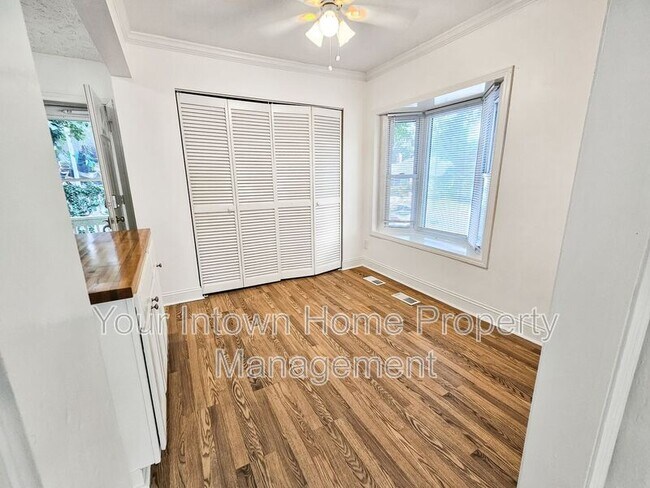 Photo - 183 Clay St SE