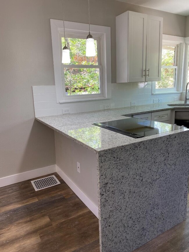 Photo - 618 W Pikes Peak Ave