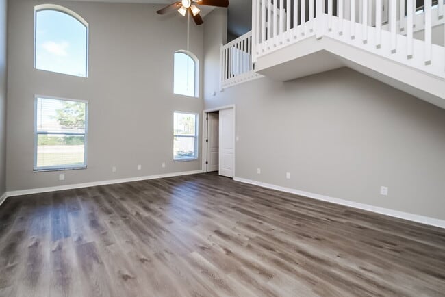 Photo - 3326 Clover Blossom Cir