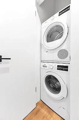 Photo - 15 S William St Unit 14D