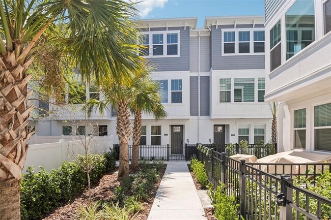 Building Photo - 3133 4th Ter N