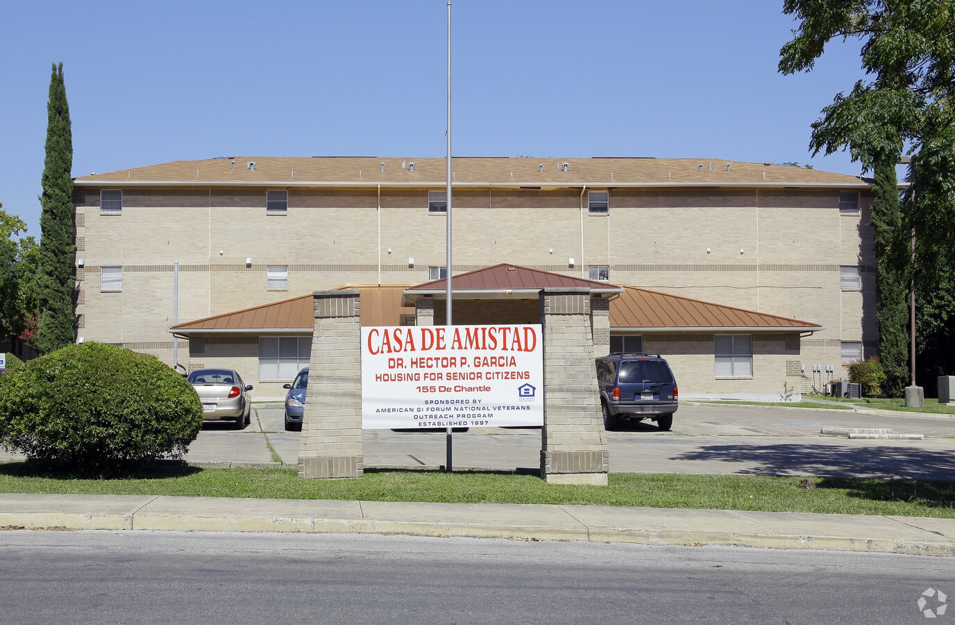 Photo - Casa de Amistad