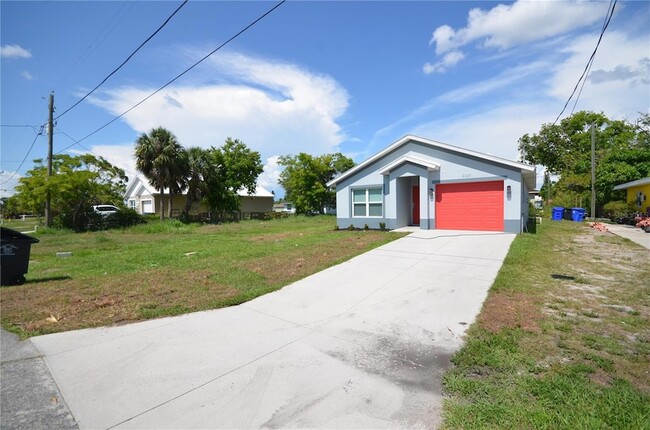 Photo - 2225 Carver Ave