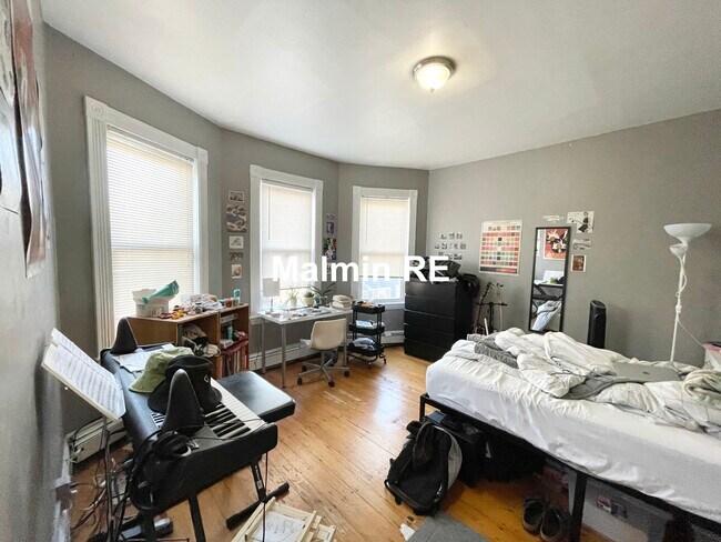 Photo - 168 Hillside St Unit 2