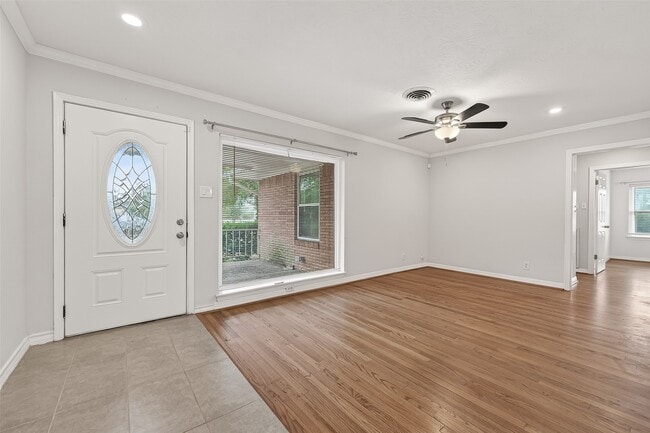 Photo - 3003 Topham Cir