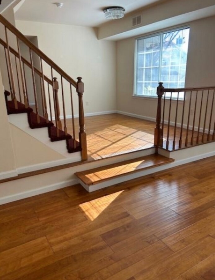 Photo - 17 Crestmont Rd