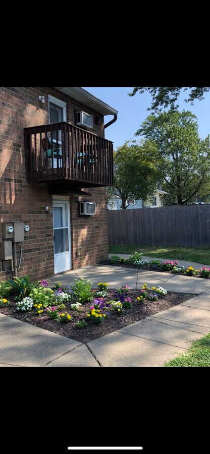 Photo - 450 Center Ave Unit 18