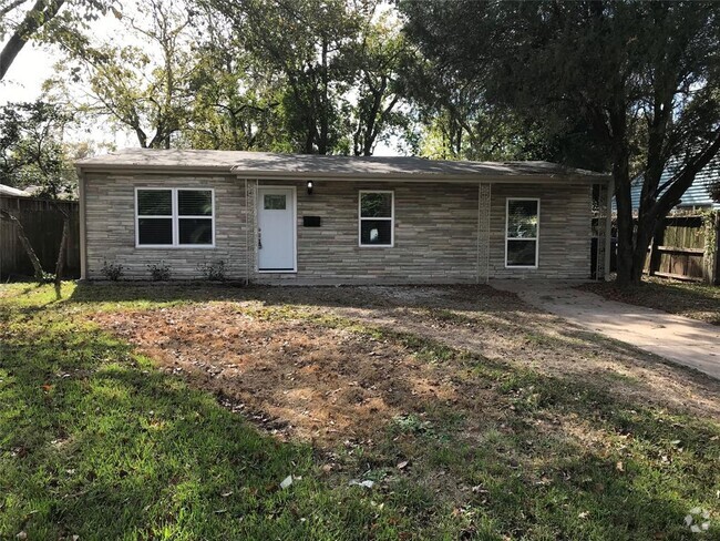 Building Photo - 4330 Citadel Ln Rental