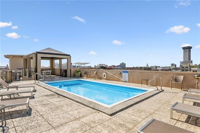 Photo - 333 Julia St