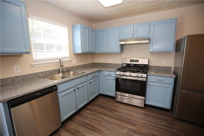 Photo - 514 Carrington Ct