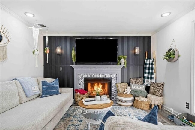 Photo - 442 Highpoint Crossing