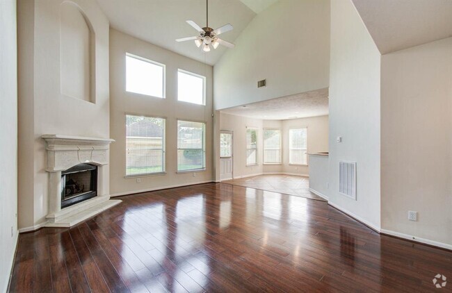 Building Photo - 5122 Raven Forest Ln Rental