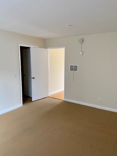 Photo - 1616 S Bundy Dr Unit 3