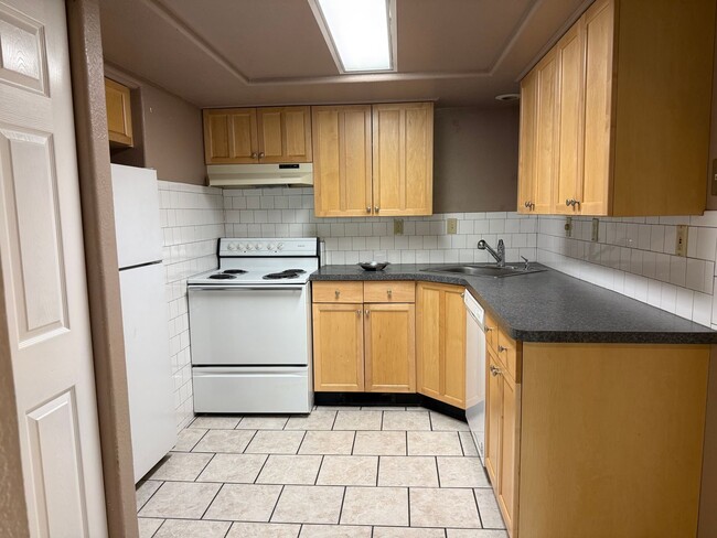 Photo - Well Maintained 1 Bed, 1 Bath Apartment