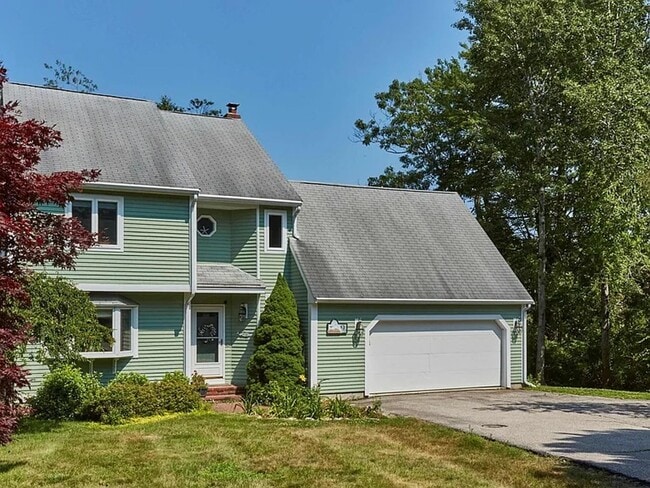 Photo - 9 Riverview Dr