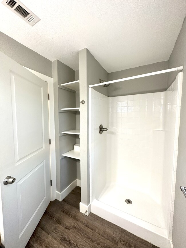 2806 Bull Run Unit C