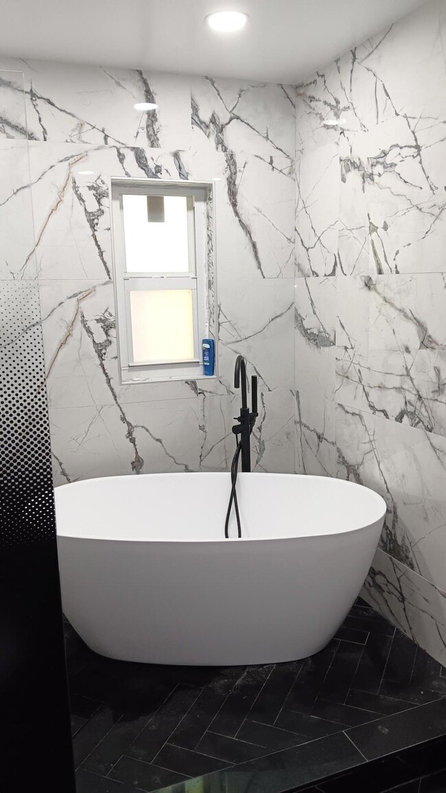 Photo - 791 NW 142nd St